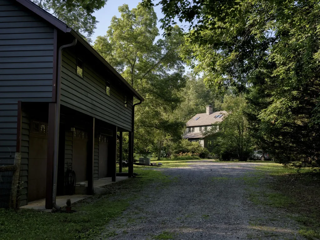 7725 Caney Fork Road Fairview TN 37062