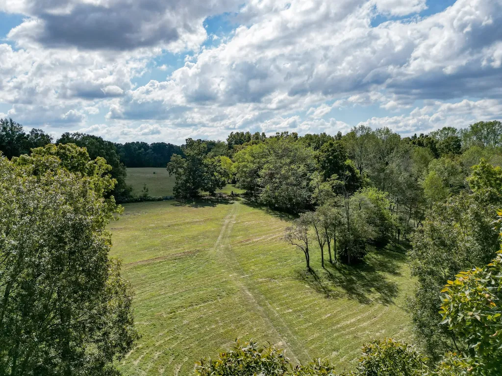 7725 Caney Fork Road Fairview TN 37062