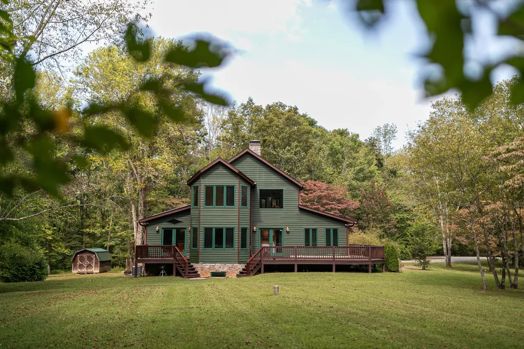 7725 Caney Fork Road Fairview TN 37062
