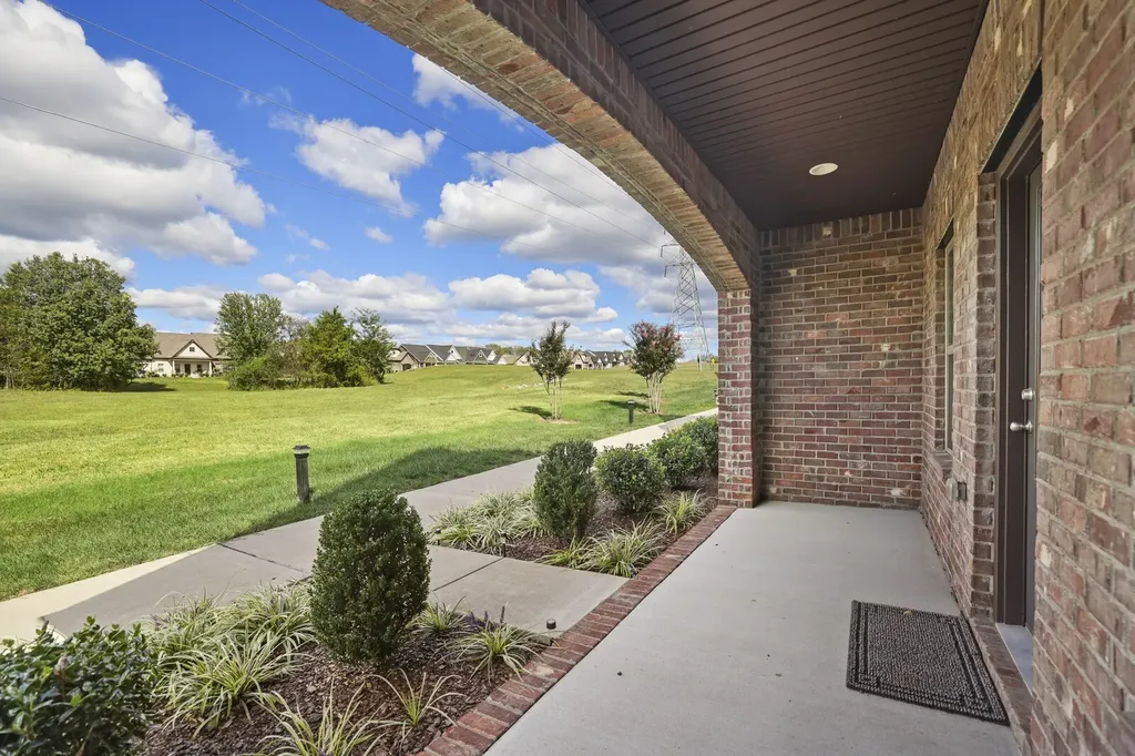 322 Madeira Place Gallatin TN 37066