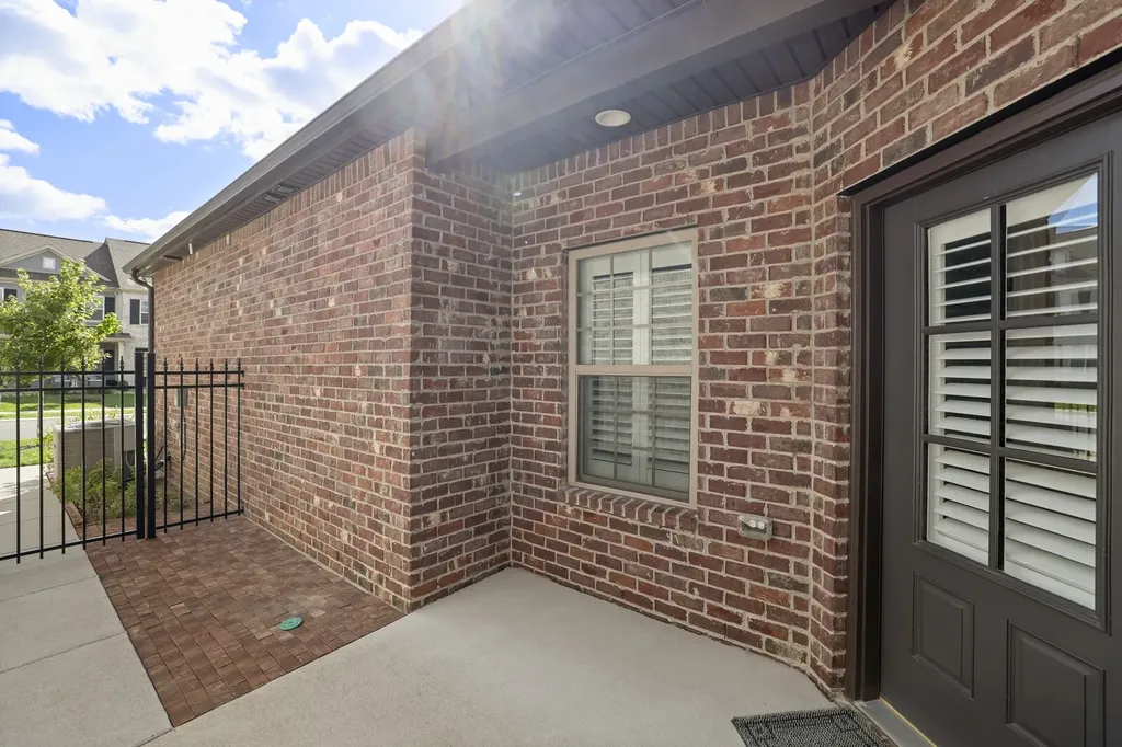 322 Madeira Place Gallatin TN 37066