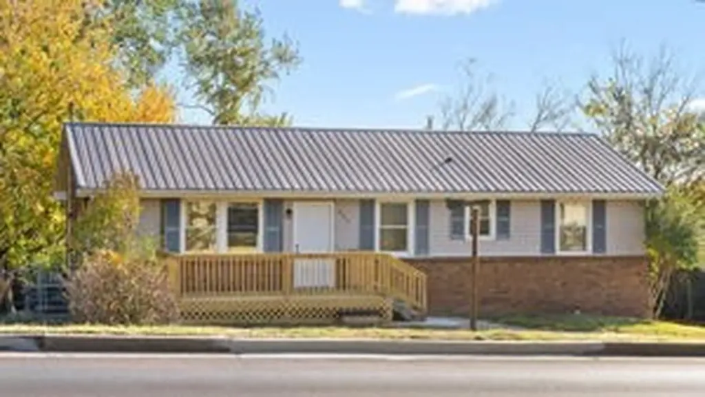 835 Peachers Mill Road Clarksville TN 37042