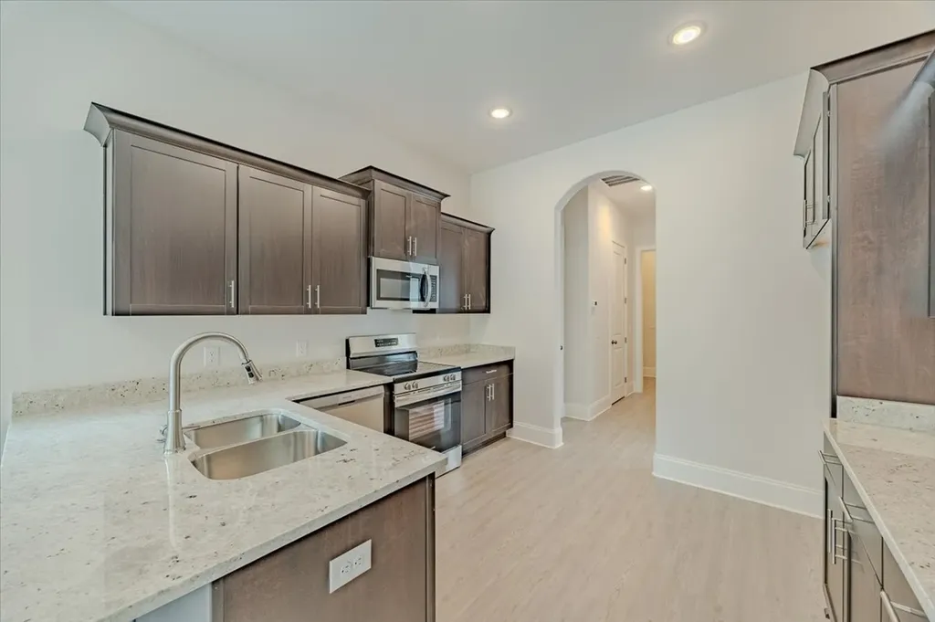 1111 Freeboard Alley La Vergne TN 37086