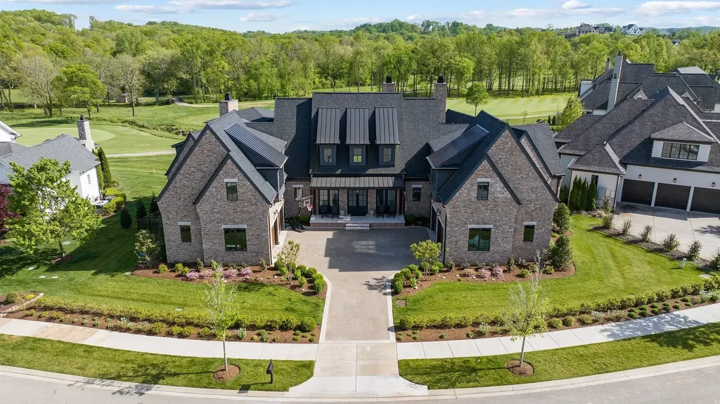 7212 Shagbark Lane College Grove TN 37046