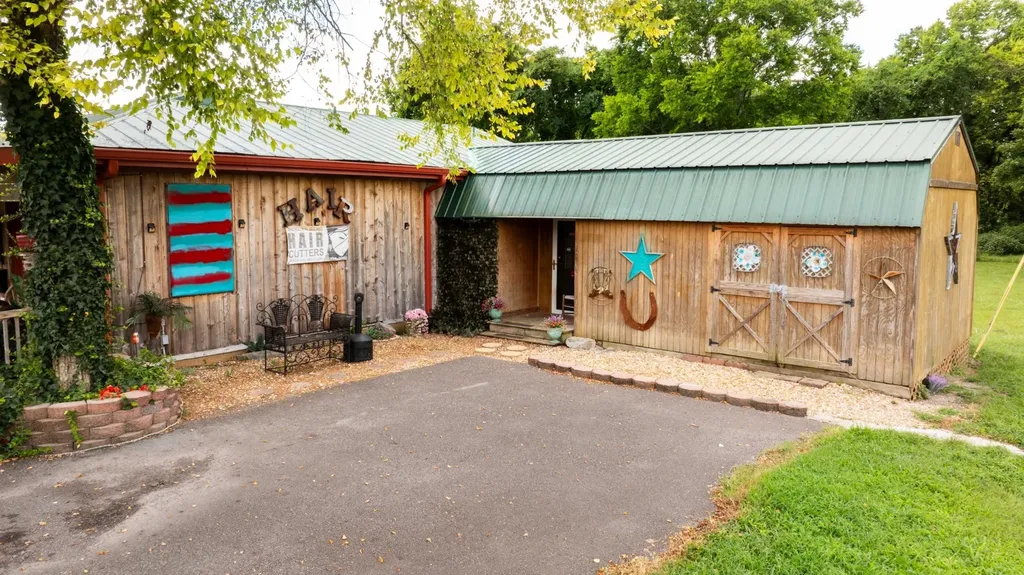 1308 Neelys Bend Road Madison TN 37115