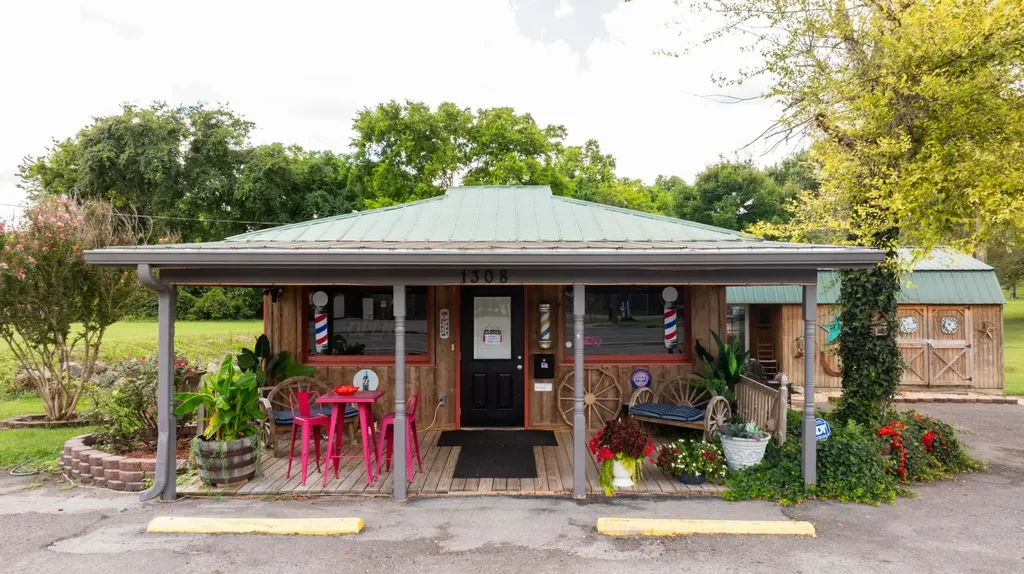 1308 Neelys Bend Road Madison TN 37115