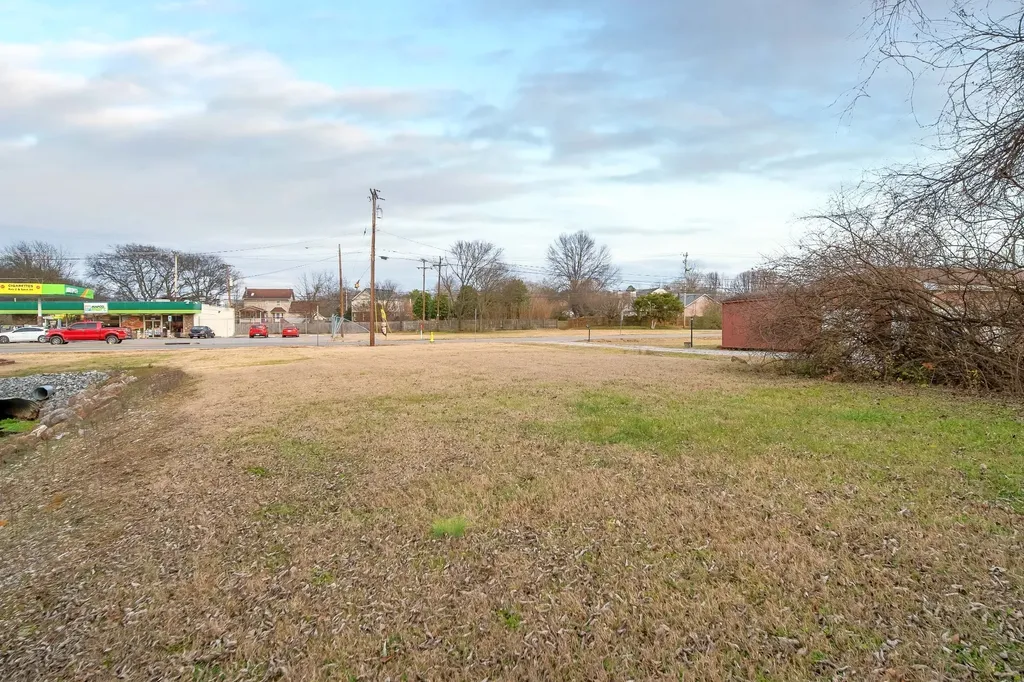 1308 Neelys Bend Road Madison TN 37115