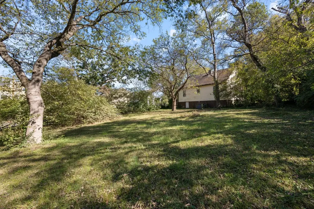2006 Sultana Avenue Nashville TN 37207