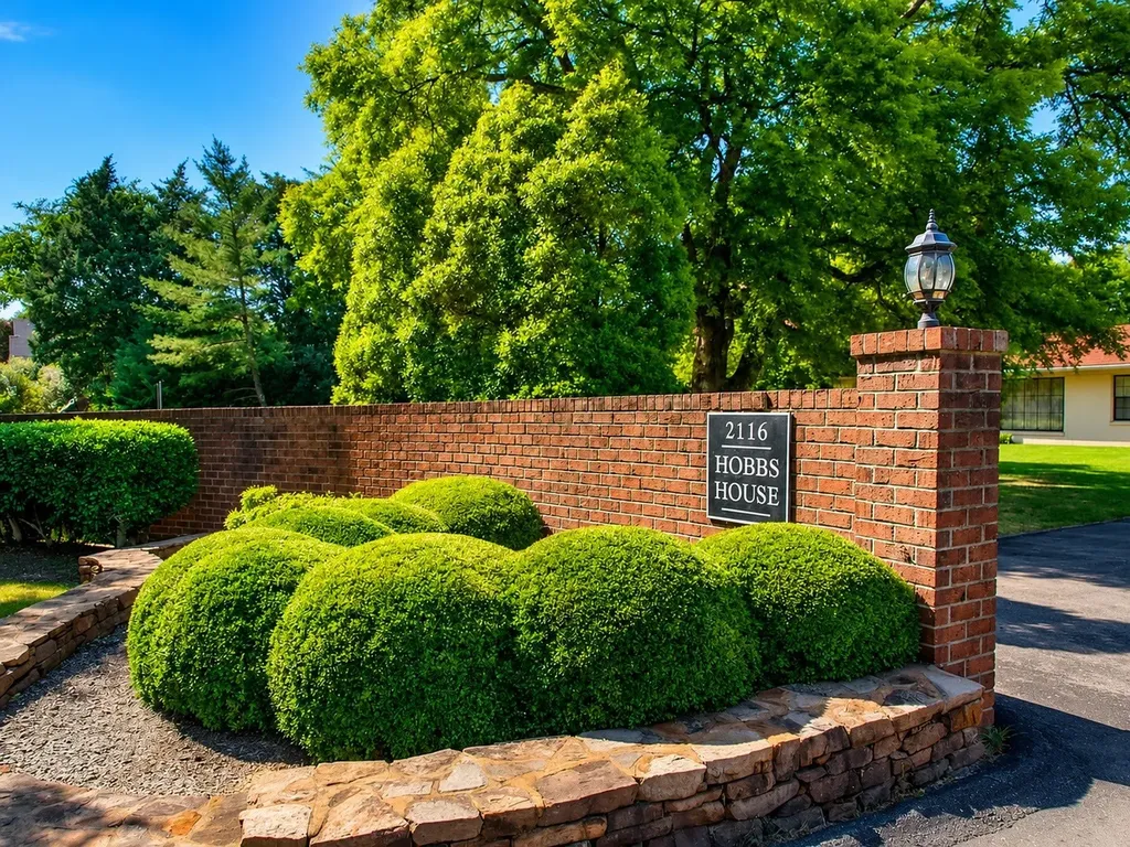 2116 Hobbs Road Nashville TN 37215