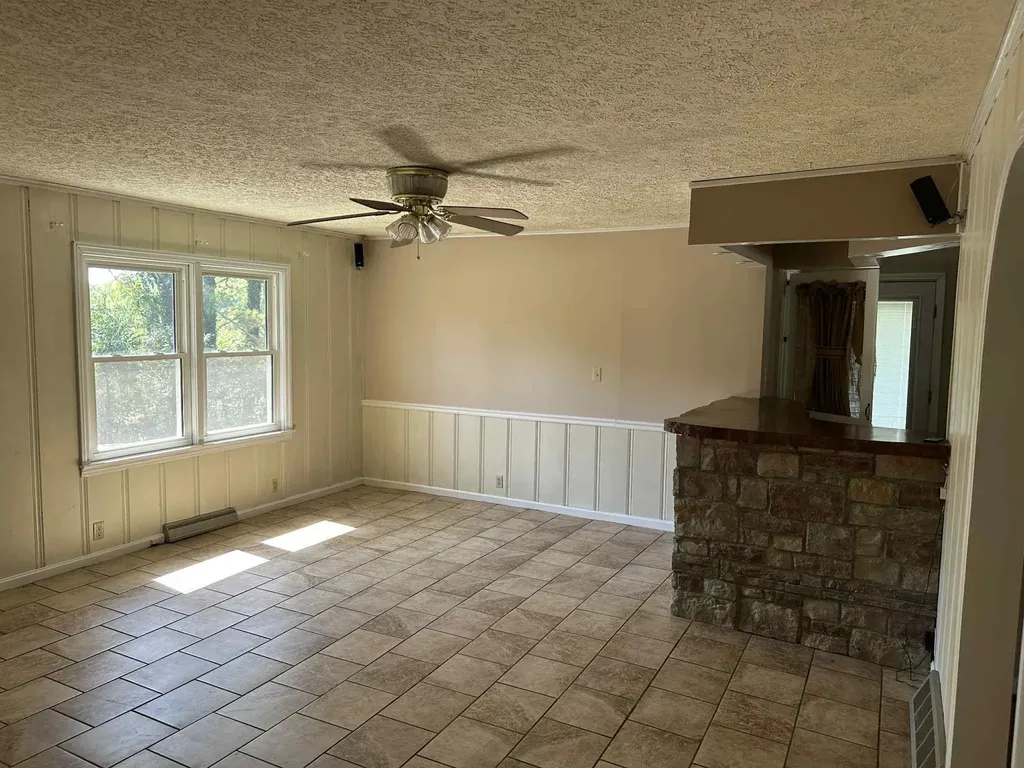 636 Carmack Avenue Carthage TN 37030