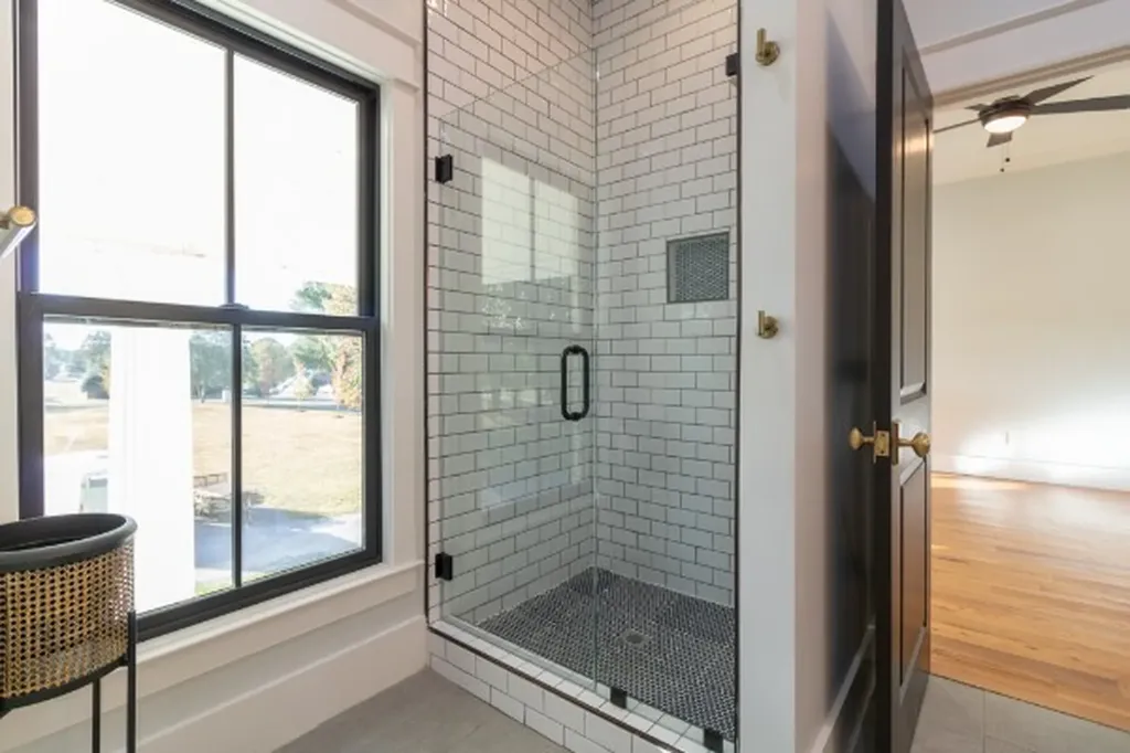 195 Drifting Circle Lebanon TN 37087