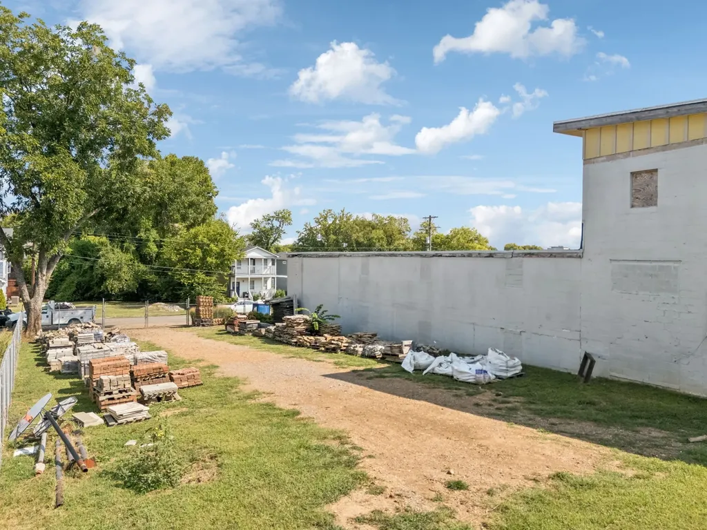 1715 Pecan Street Nashville TN 37208
