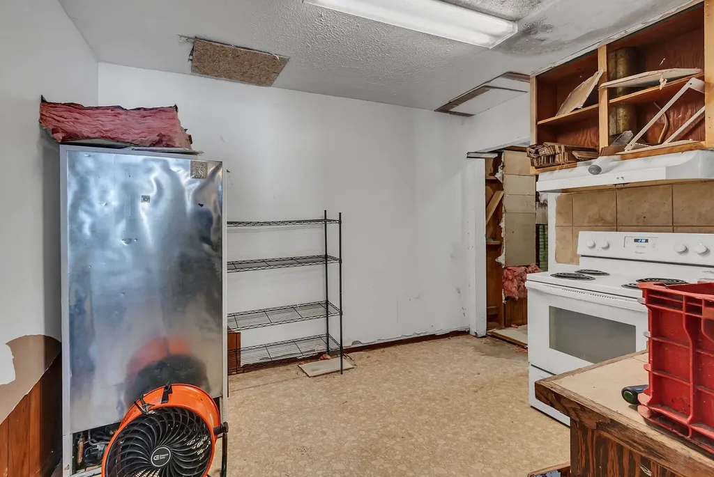 1510 S Main Street Columbia TN 38401