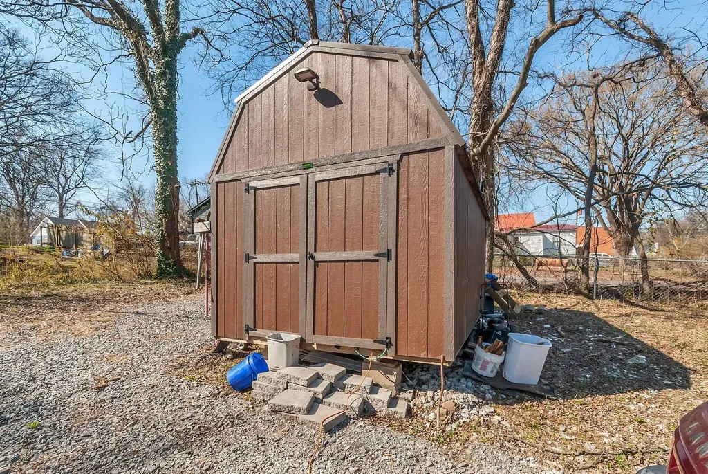 1510 S Main Street Columbia TN 38401