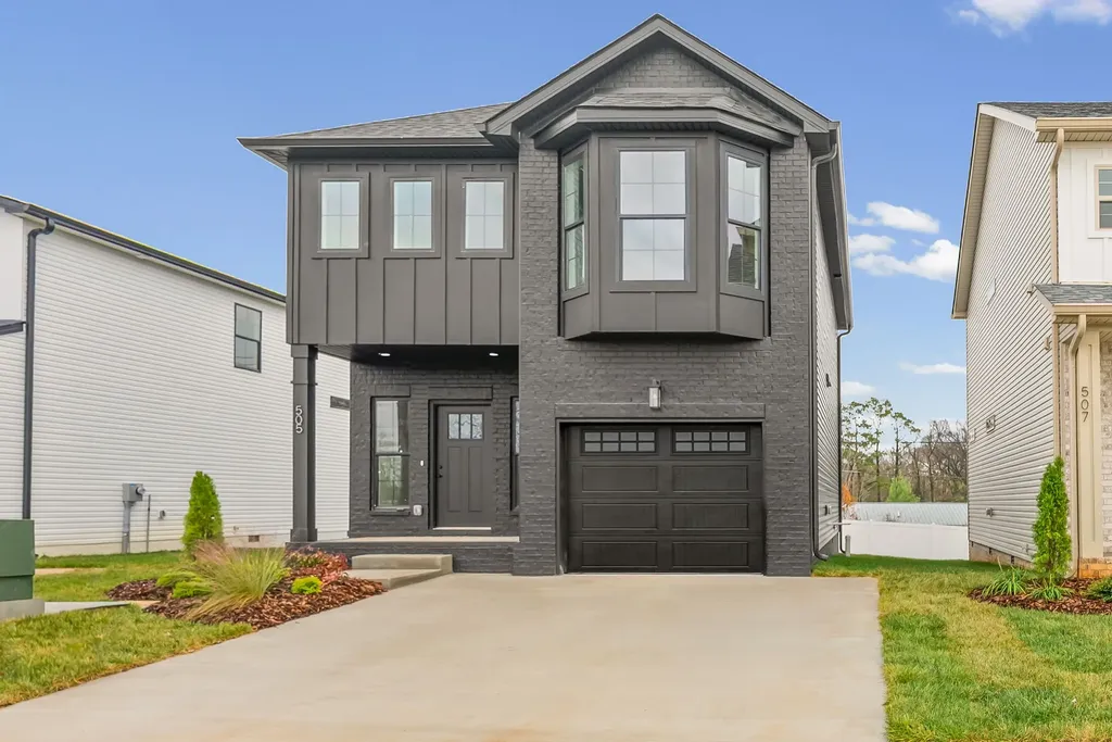 2 Charleston Cove Way Clarksville TN 37043