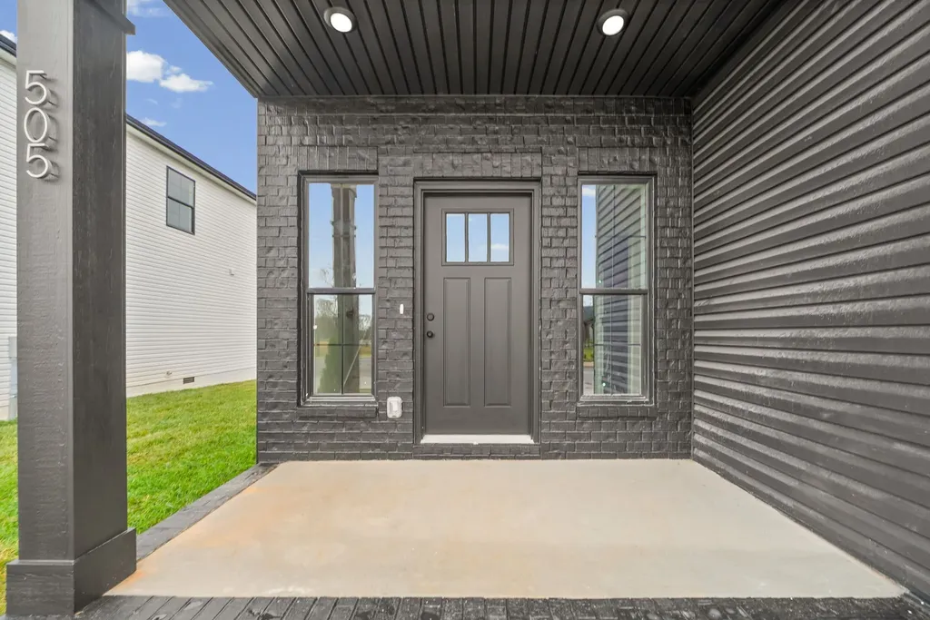 2 Charleston Cove Way Clarksville TN 37043
