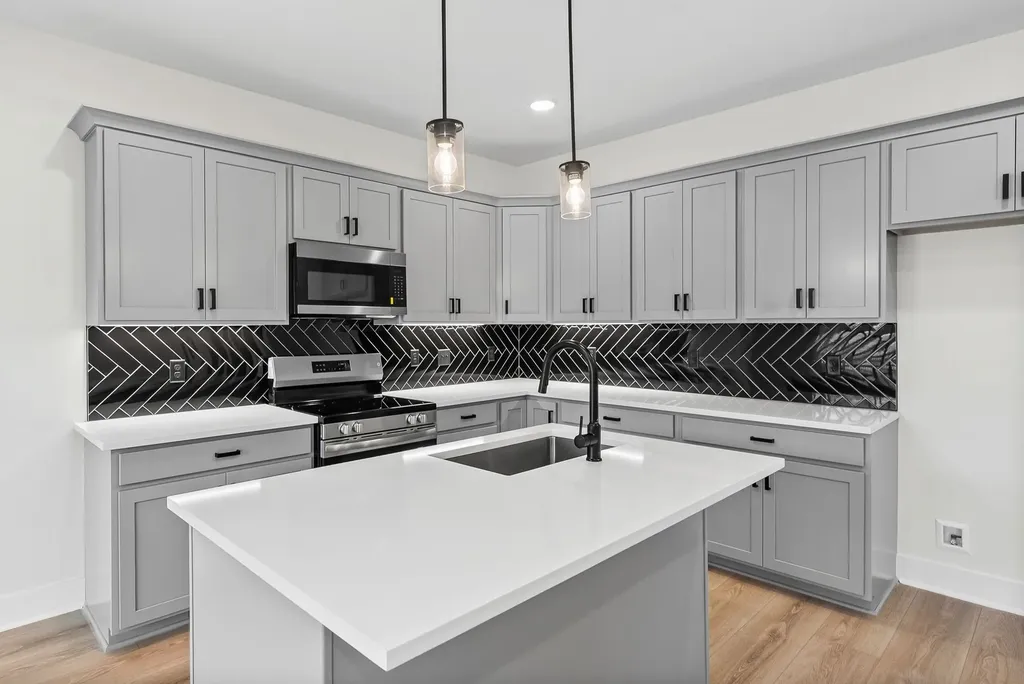 2 Charleston Cove Way Clarksville TN 37043