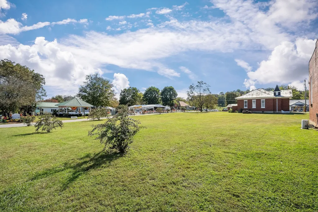 164 Clover Street Granville TN 38564
