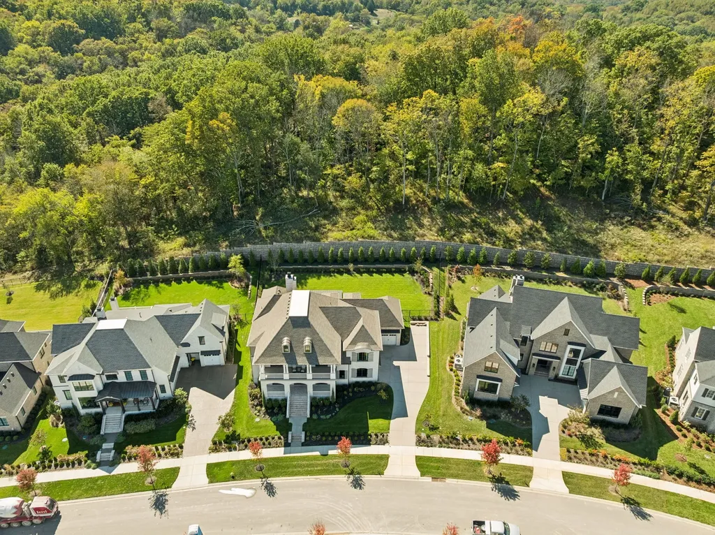 9295 Double Run Court College Grove TN 37046