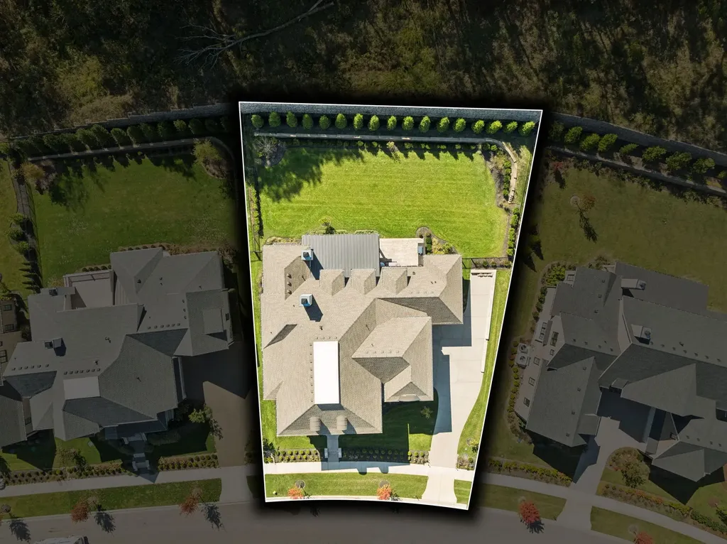 9295 Double Run Court College Grove TN 37046
