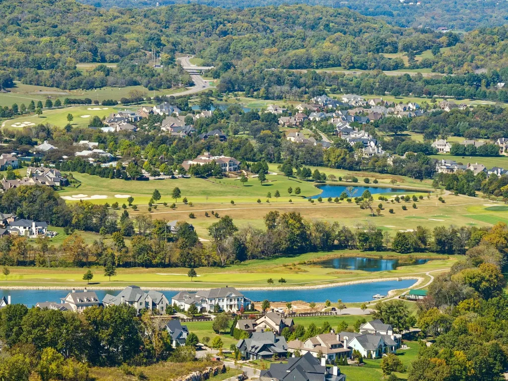 9295 Double Run Court College Grove TN 37046