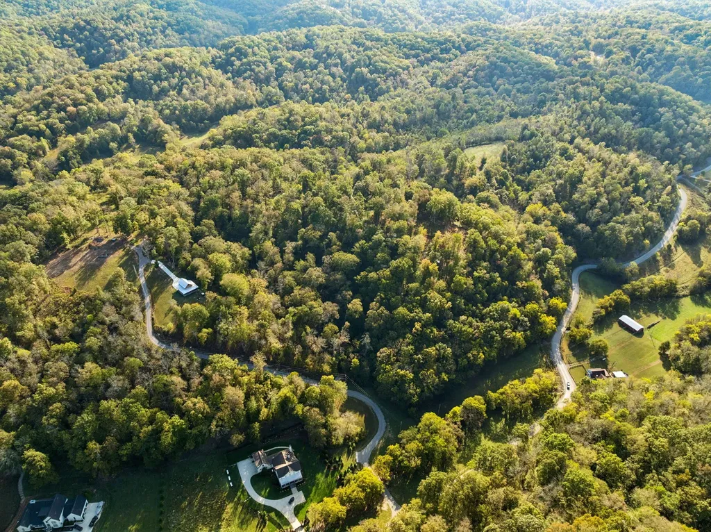 6017 Russell Ridge Lane Franklin TN 37064
