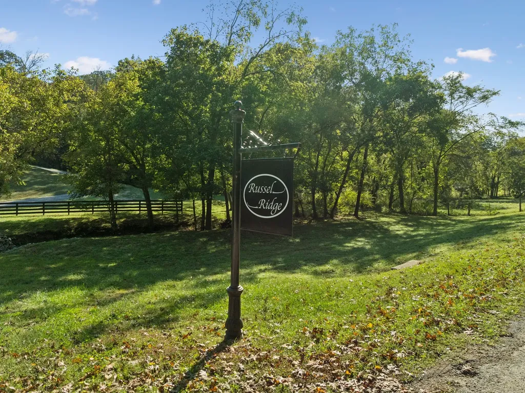 6017 Russell Ridge Lane Franklin TN 37064