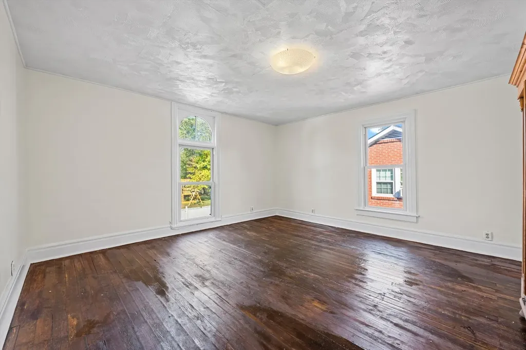 409 N Oak Street Springfield TN 37172