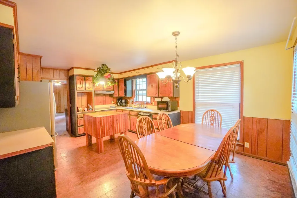 1094B Center Point Road Hendersonville TN 37075
