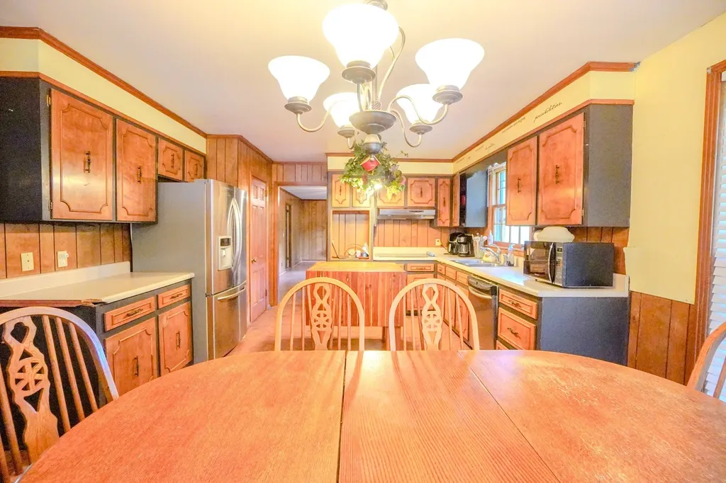 1094B Center Point Road Hendersonville TN 37075
