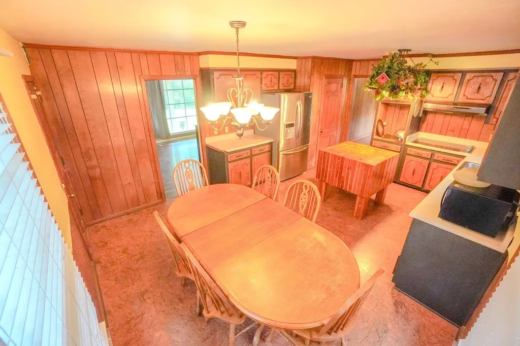 1094B Center Point Road Hendersonville TN 37075