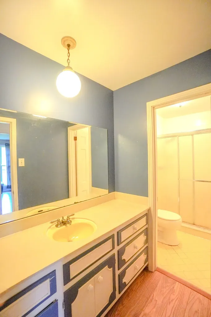 1094B Center Point Road Hendersonville TN 37075