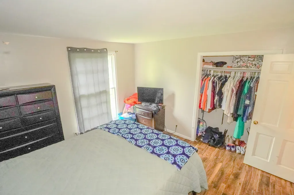 1094B Center Point Road Hendersonville TN 37075