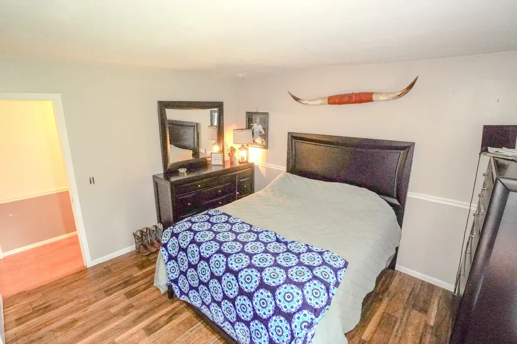 1094B Center Point Road Hendersonville TN 37075