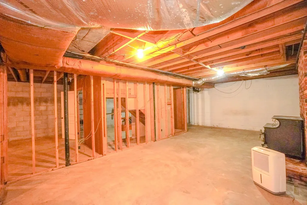 1094B Center Point Road Hendersonville TN 37075