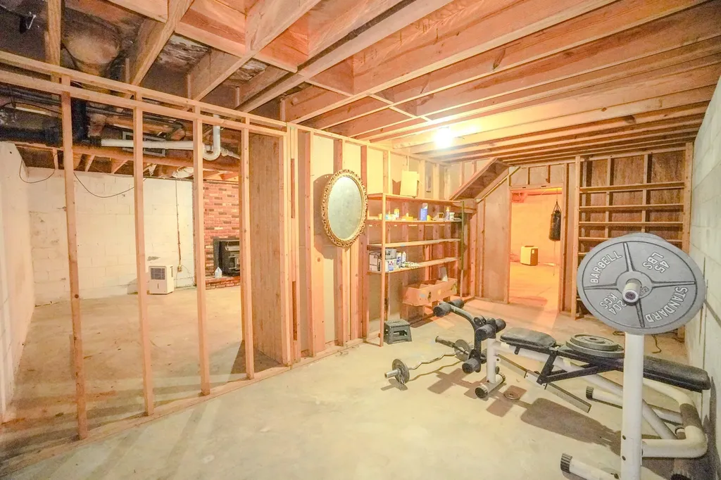 1094B Center Point Road Hendersonville TN 37075