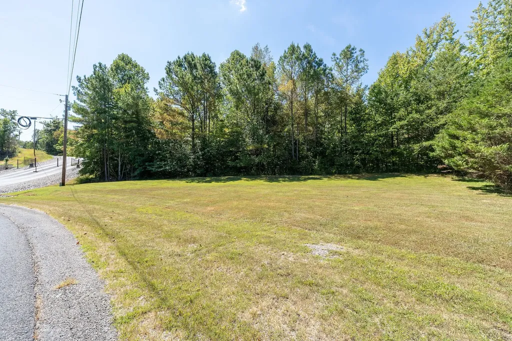 18 Hidden Pointe Lane Sparta TN 38583