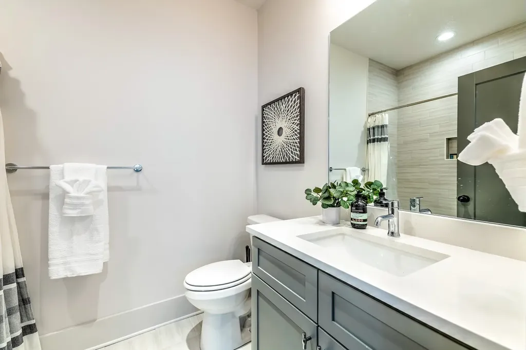 1113B Sharpe Avenue Nashville TN 37206