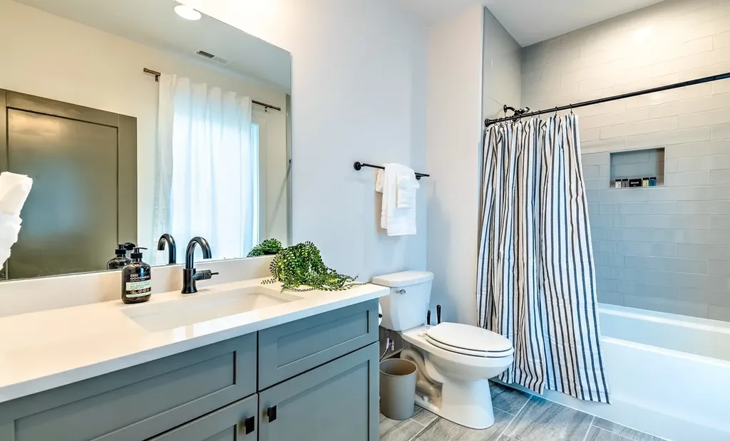 1113B Sharpe Avenue Nashville TN 37206