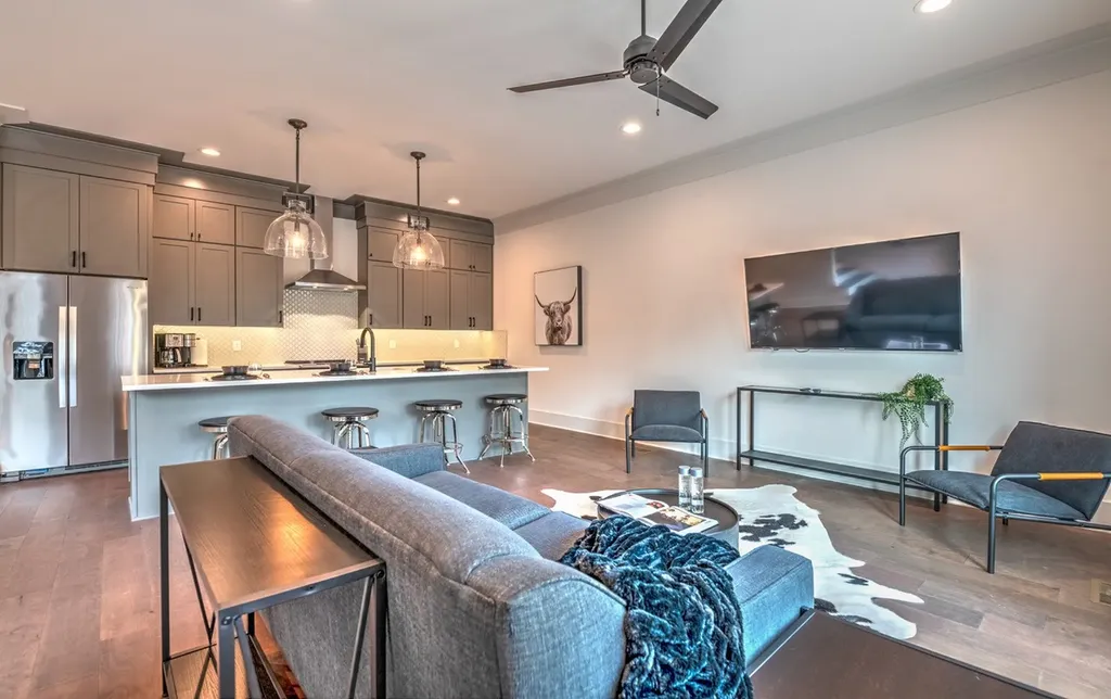 1113B Sharpe Avenue Nashville TN 37206