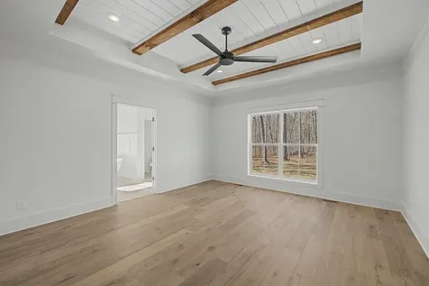 1651 Lake Louisa Loop Monteagle TN 37356