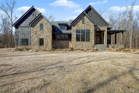 1651 Lake Louisa Loop Monteagle TN 37356