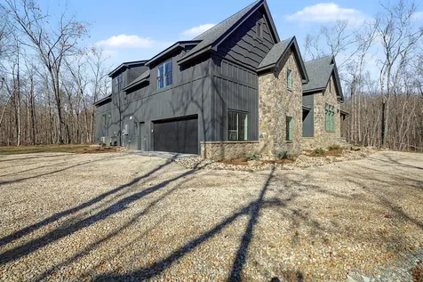 1651 Lake Louisa Loop Monteagle TN 37356