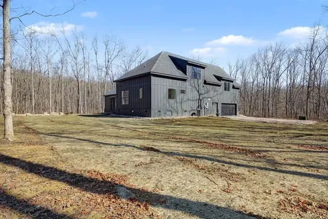 1651 Lake Louisa Loop Monteagle TN 37356