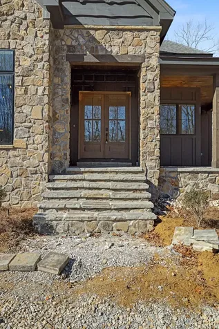 1651 Lake Louisa Loop Monteagle TN 37356