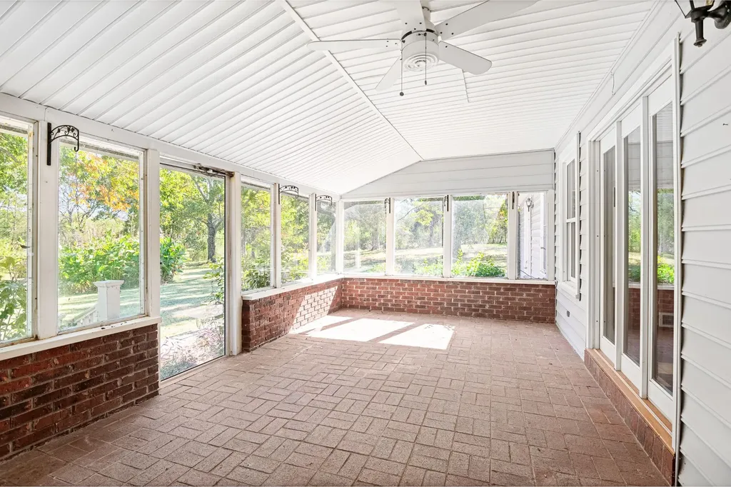 2159 Verona Caney Road Lewisburg TN 37091