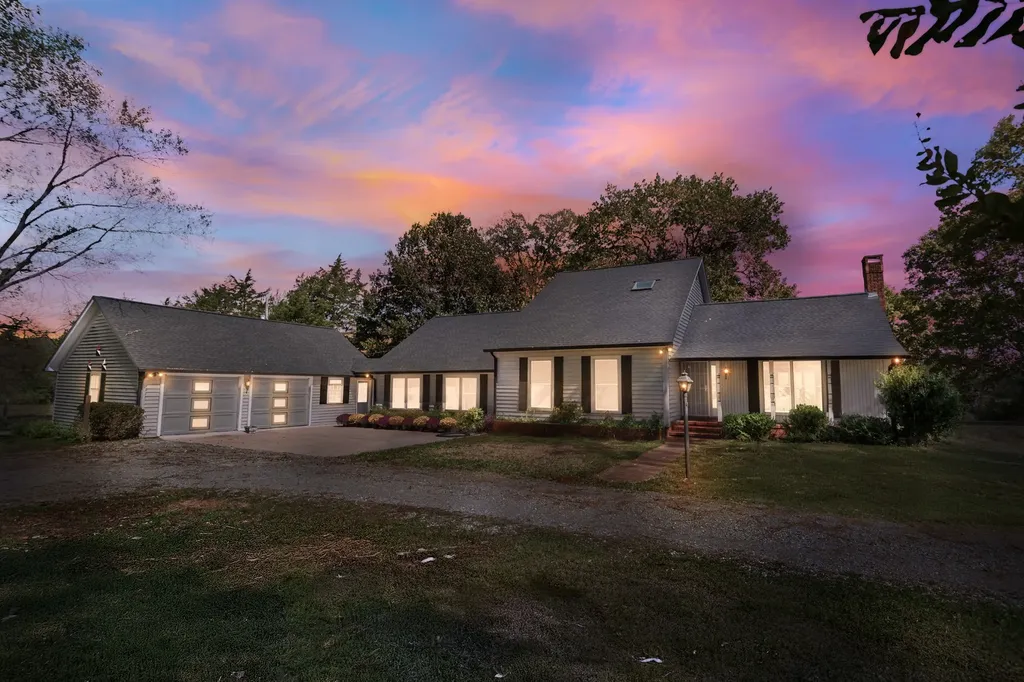 2159 Verona Caney Road Lewisburg TN 37091