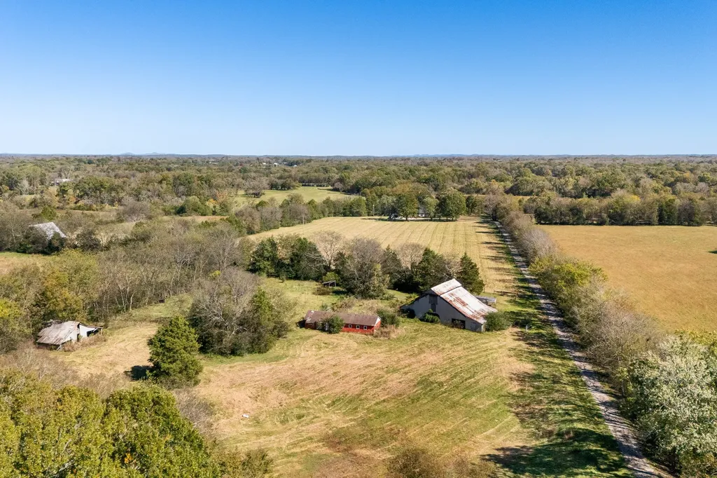 2159 Verona Caney Road Lewisburg TN 37091