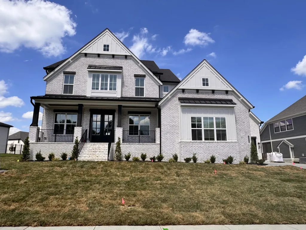 5906 Luke Court Arrington TN 37014