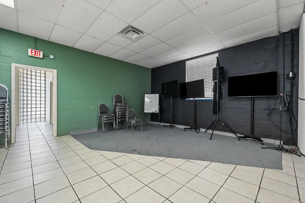 310 N Spring Street Mcminnville TN 37110